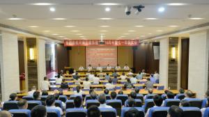 風雨崢嶸，光輝70載；黨旗所指，奮進新征程！